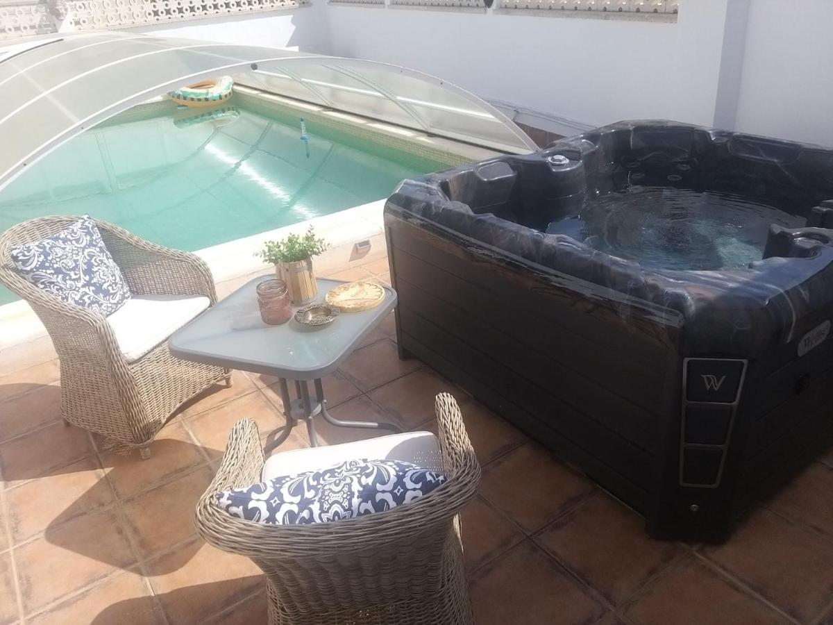 Tienda Linda Hotell Puebla de Vallbona Eksteriør bilde