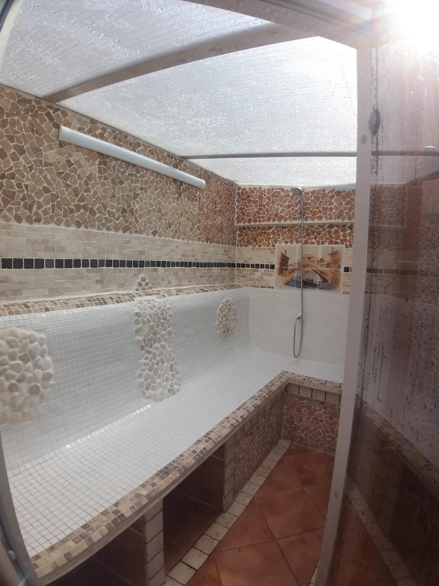 Tienda Linda Hotell Puebla de Vallbona Eksteriør bilde